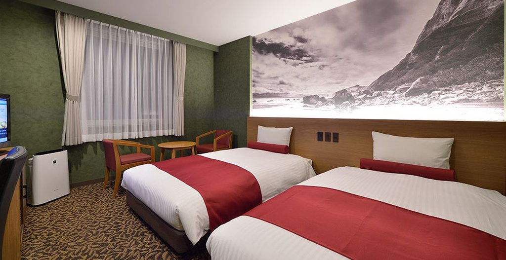 Hotel Wbf Sapporo Odori Exterior photo
